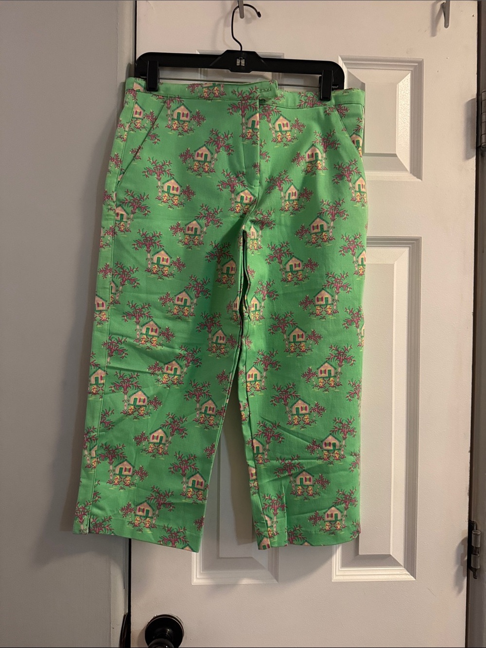 Vintage Green Cottage-Print Cropped Pants